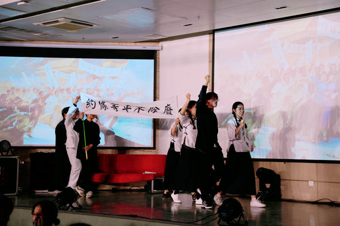 16203732594141375DE5.jpg 破浪.jpg