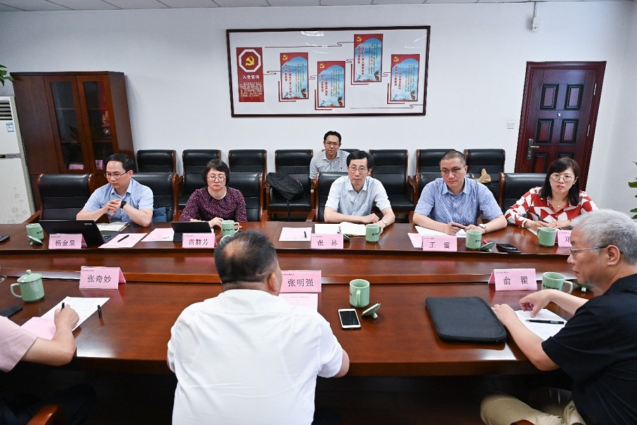 16865394656932857D95.jpg 2.jpg